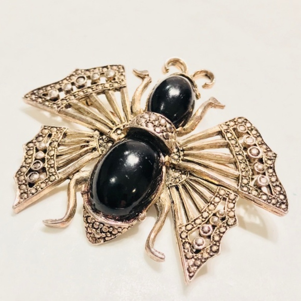 Vintage Bee Brooch
